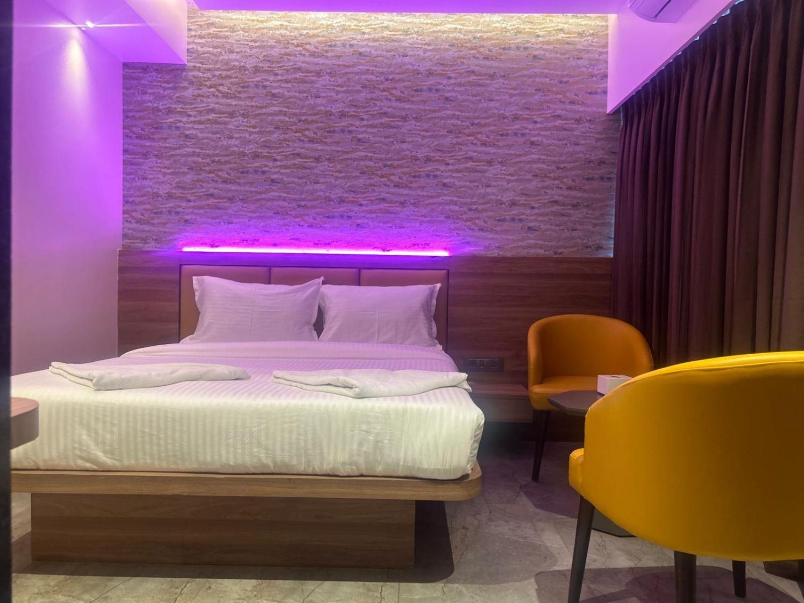 Hotel Aura Inn Airoli ,Digha นาวีมุมไบ ภายนอก รูปภาพ