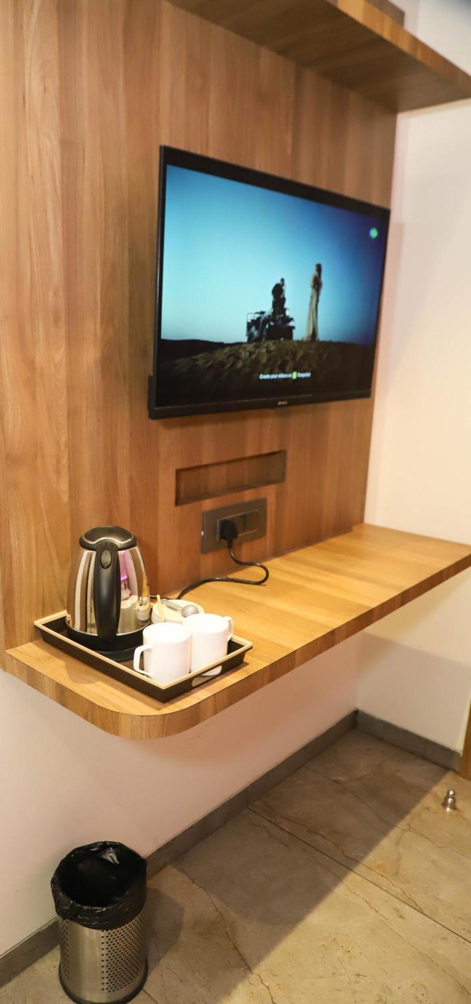 Hotel Aura Inn Airoli ,Digha นาวีมุมไบ ภายนอก รูปภาพ