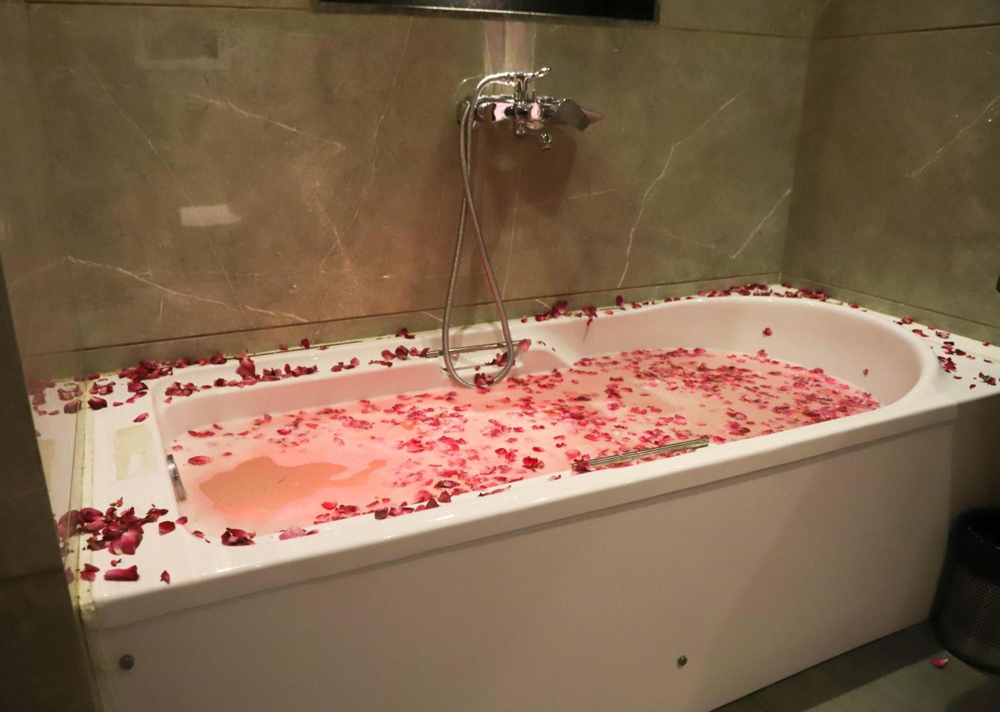 Hotel Aura Inn Airoli ,Digha นาวีมุมไบ ภายนอก รูปภาพ