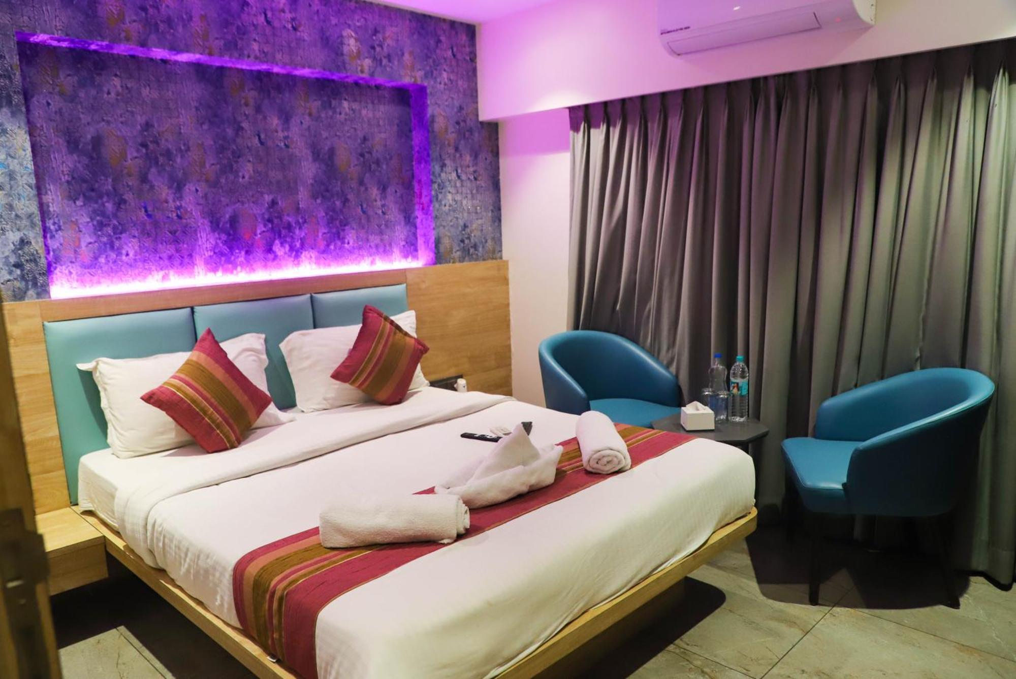 Hotel Aura Inn Airoli ,Digha นาวีมุมไบ ภายนอก รูปภาพ